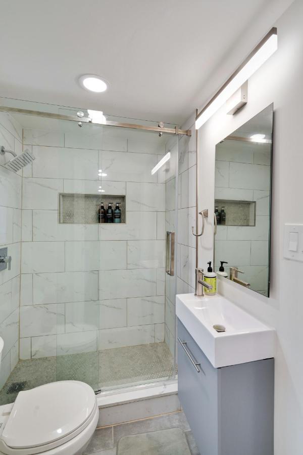 King Suite Luxurious, Modern Couple Retreat 费城 外观 照片